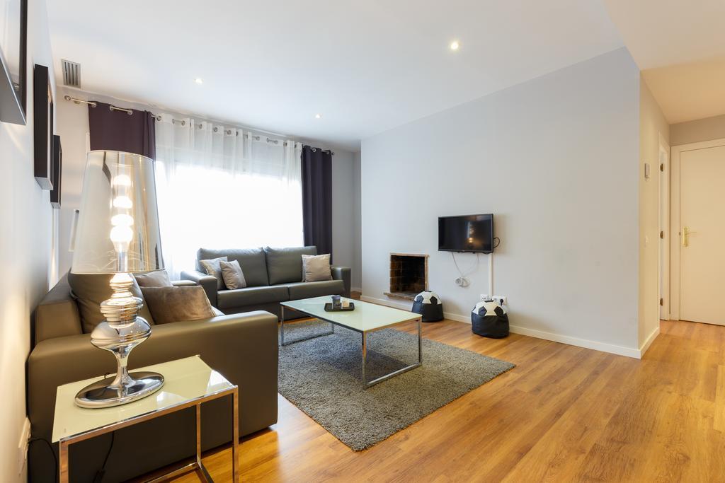 Alcam Futbol Apartment Barcelona Exterior foto